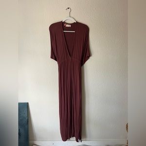 Free people dress. Size XS. Fall dress. Maroon / red. Maxi dress. Like new.
